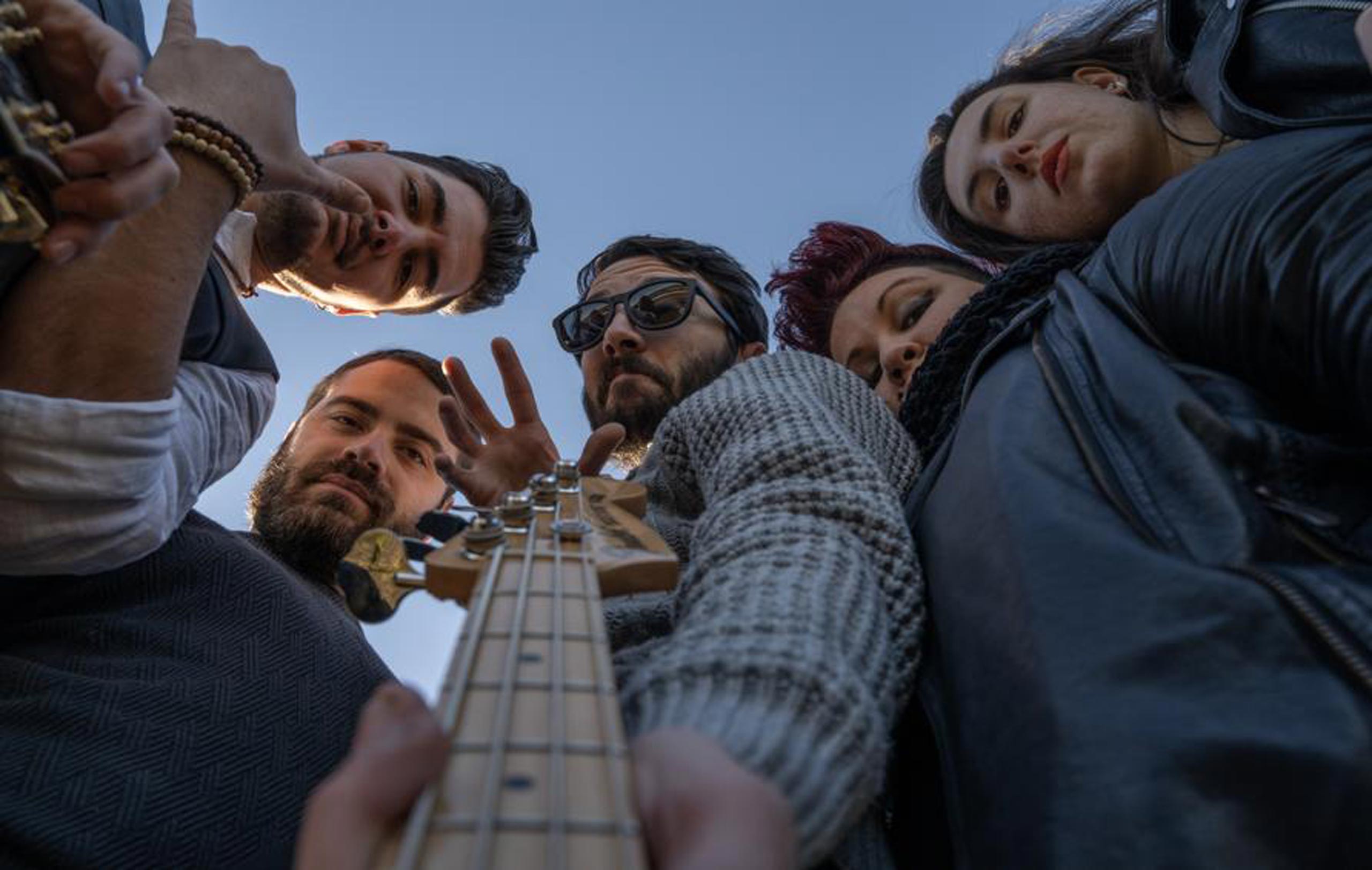 “Distanze” è il nuovo album della band pop rock milanese Karma Creep