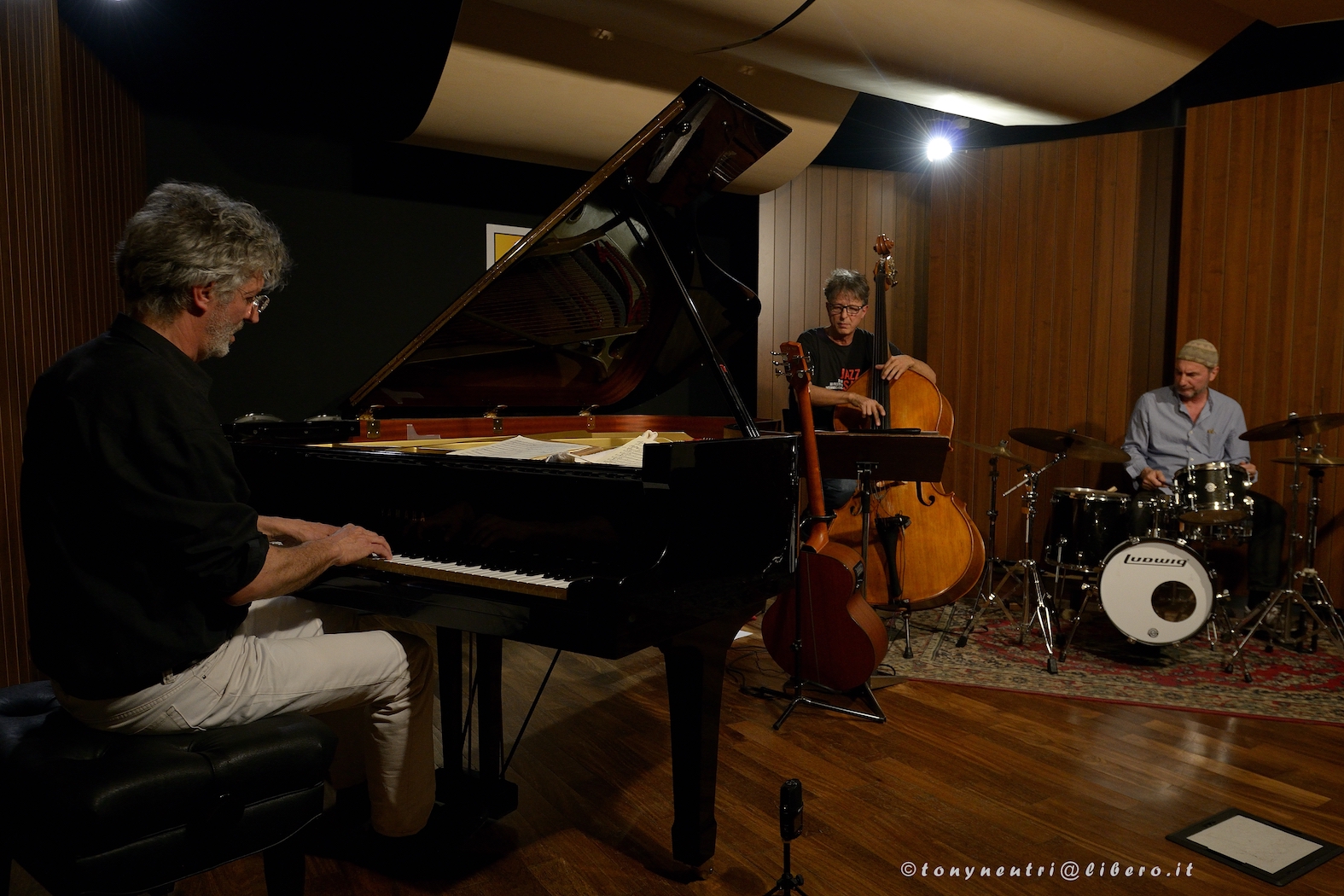 Un premio dal Giappone al jazz italiano: il miglior disco del 2020 è “Islands” dell’Alboran Trio