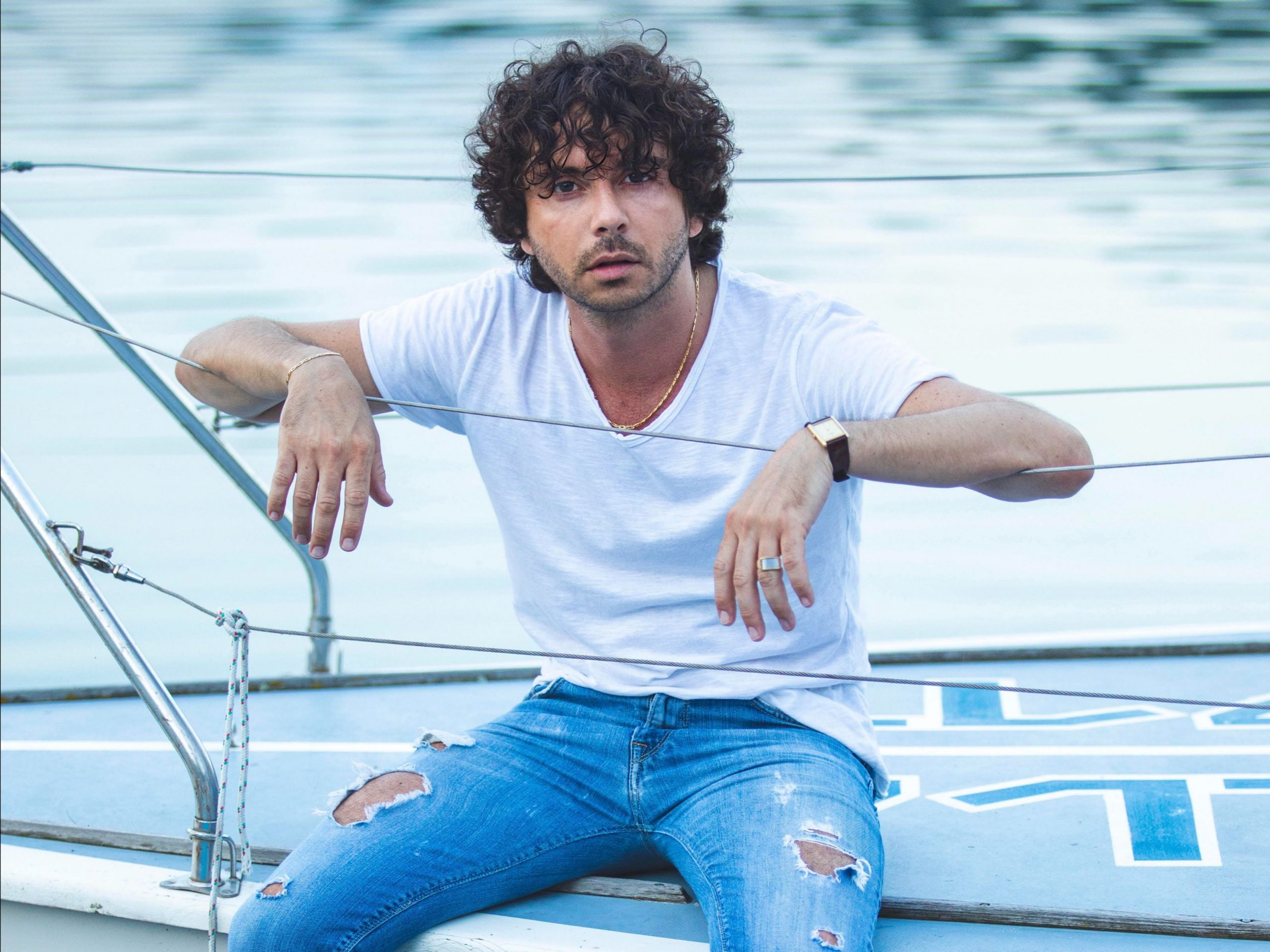 Fabio De Vincente, in radio e in digitale “Amare Per Sempre” il nuovo singolo